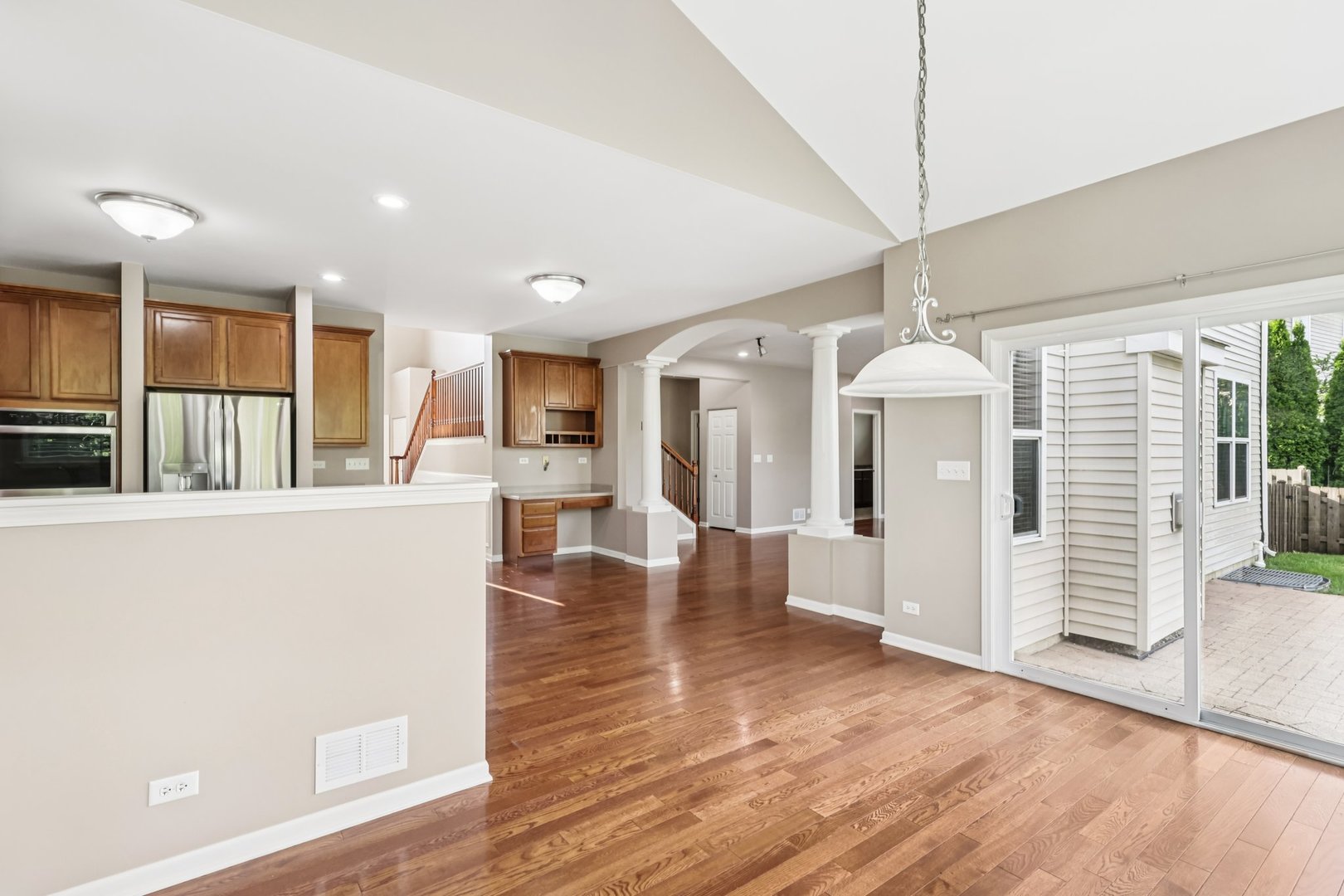 845 Preston Lane, Oswego, IL 60543