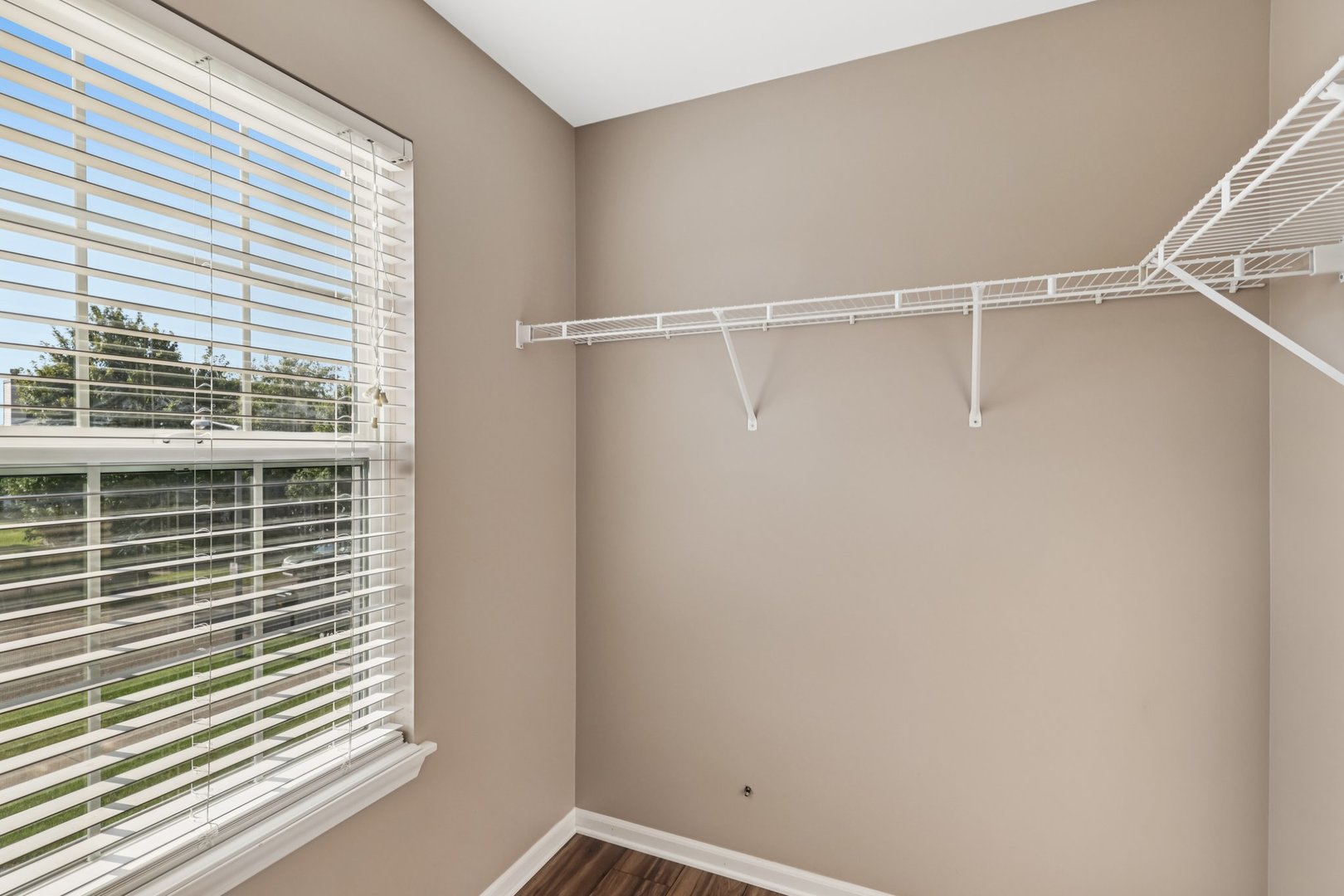 845 Preston Lane, Oswego, IL 60543