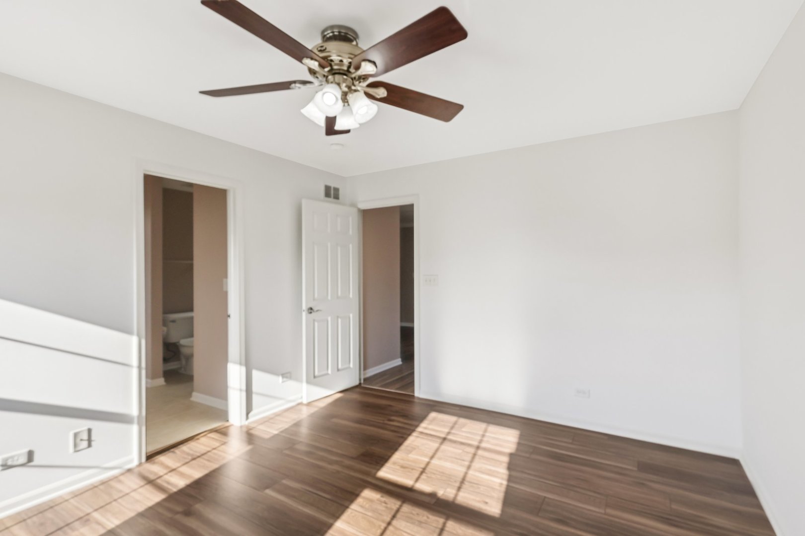 845 Preston Lane, Oswego, IL 60543