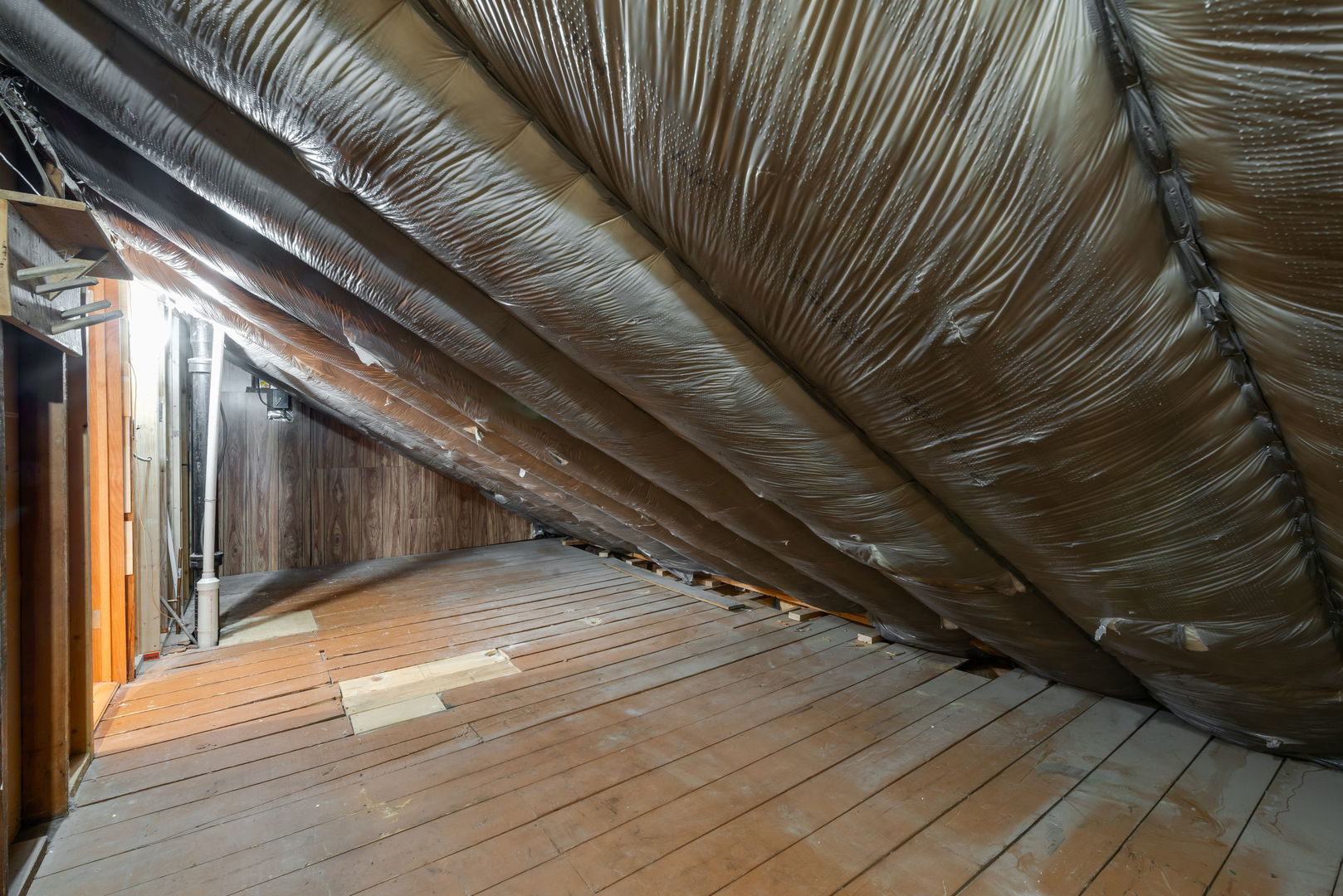 7005 N Osceola Avenue, Chicago, IL 60631