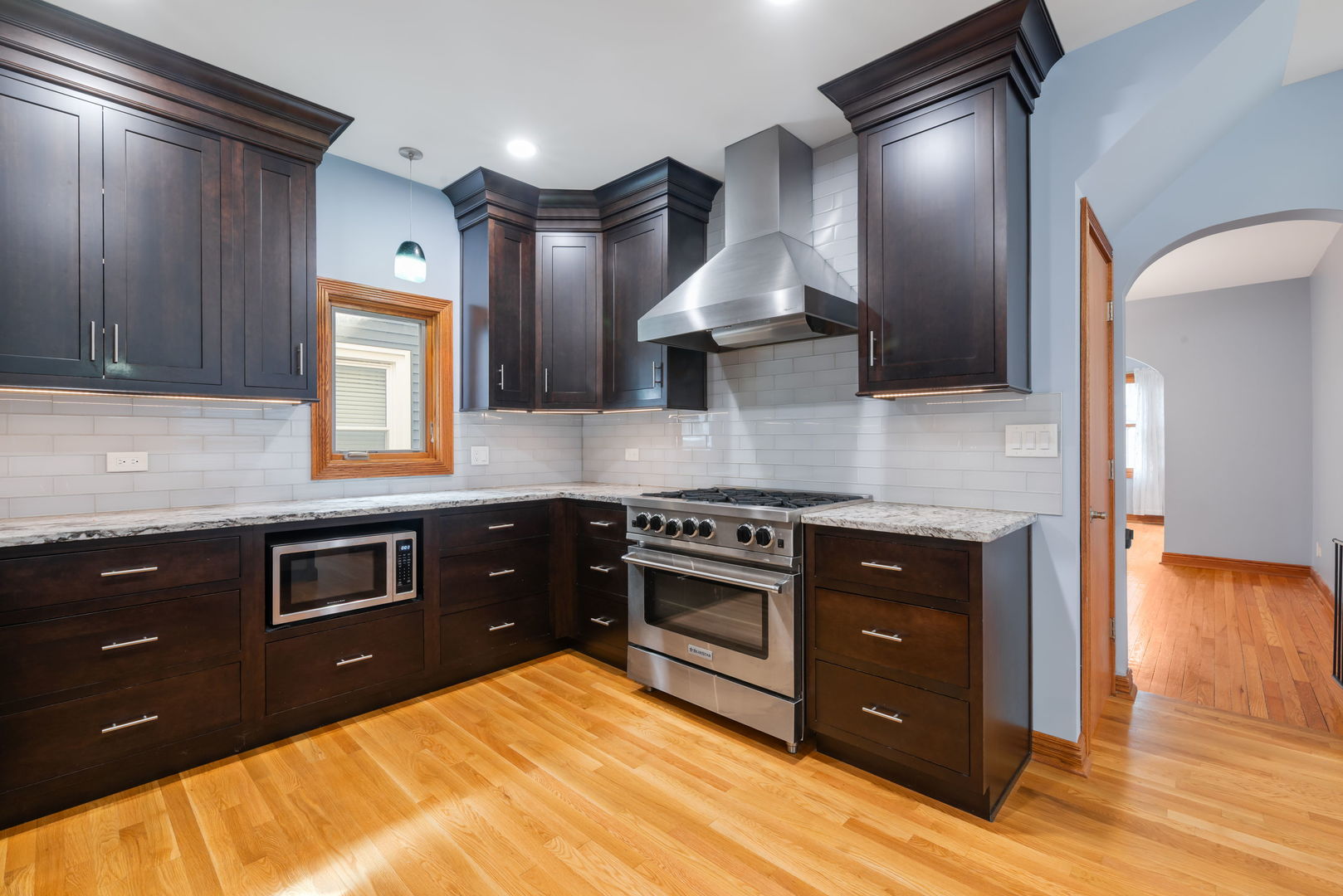 7005 N Osceola Avenue, Chicago, IL 60631