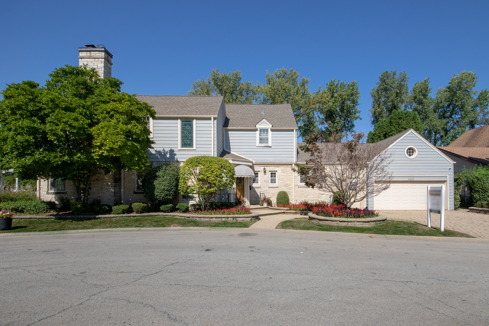 4410 Bobolink Terrace, Skokie, IL 60076