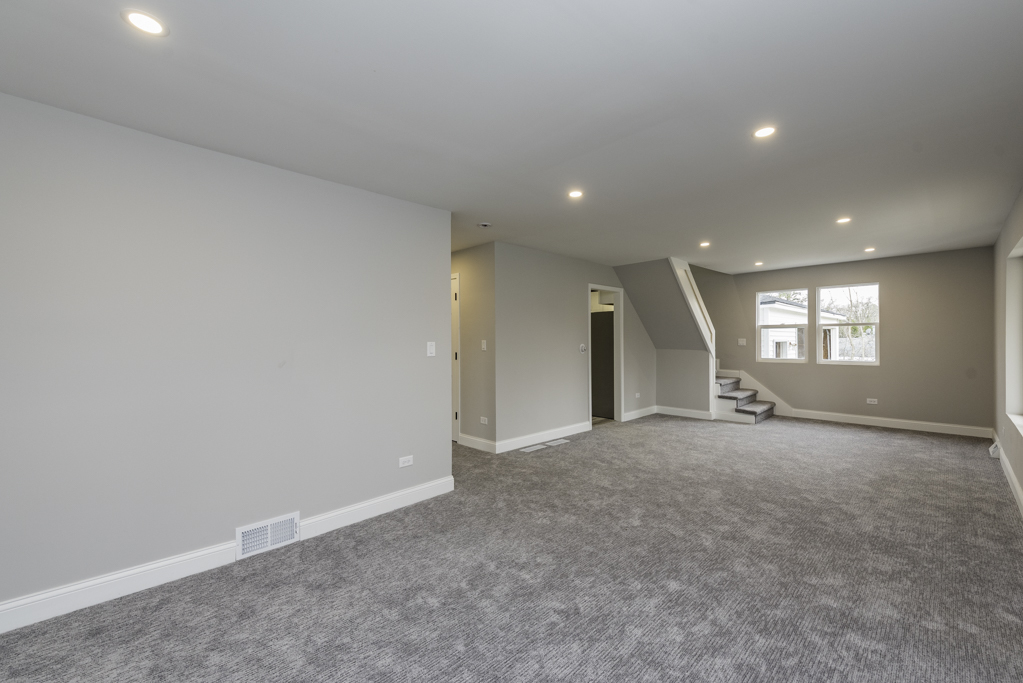 24199 W Beach Grove Road, Antioch, IL 60002