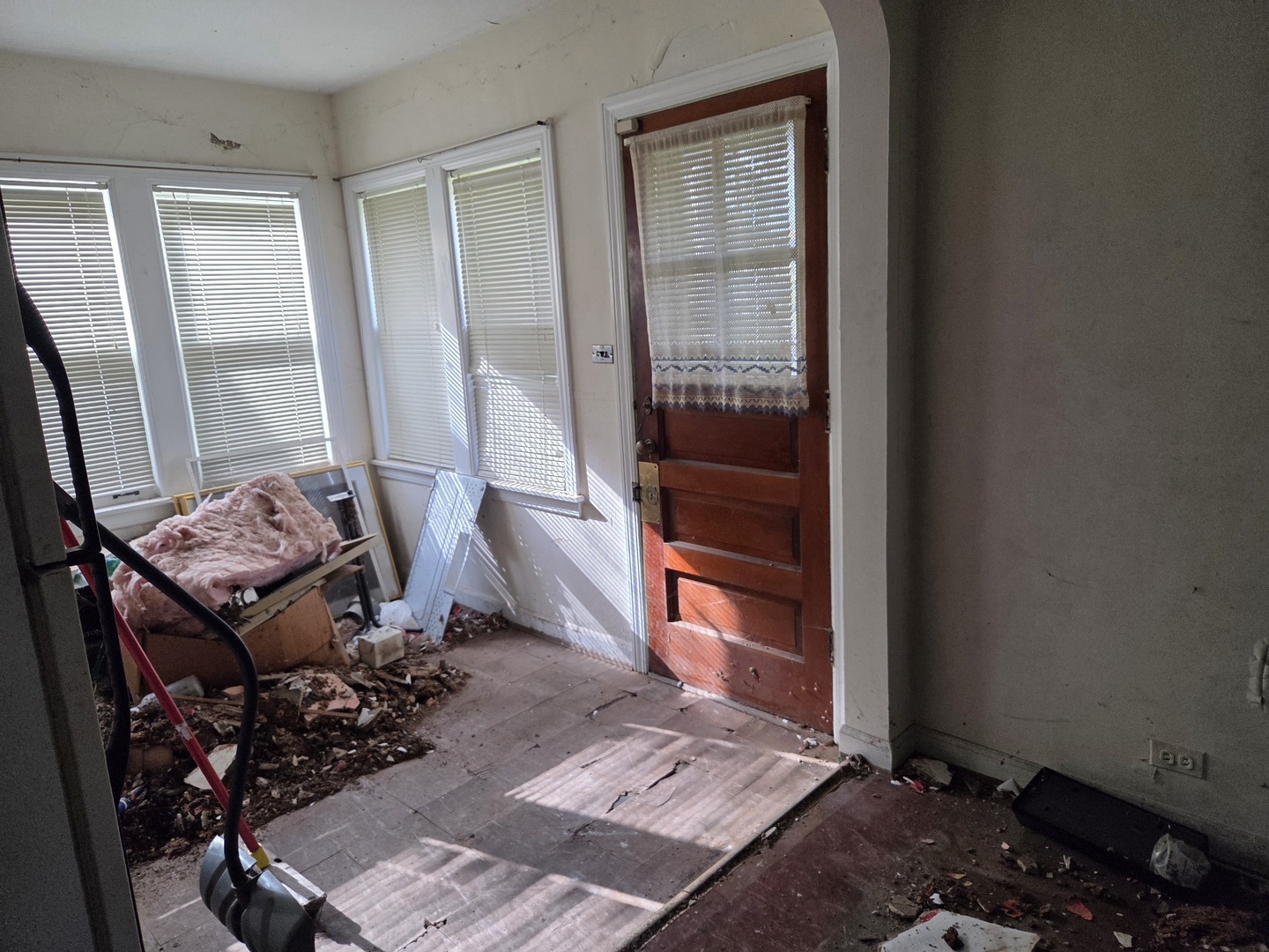 2324 N Oak Park Avenue, Chicago, IL 60707