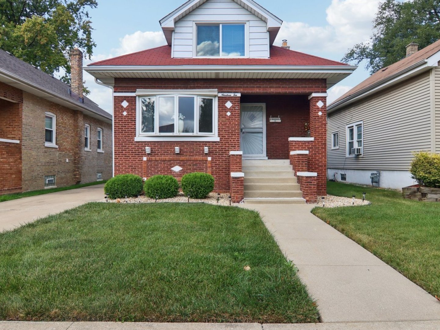 1910 S 22nd Avenue, Maywood, IL 60153