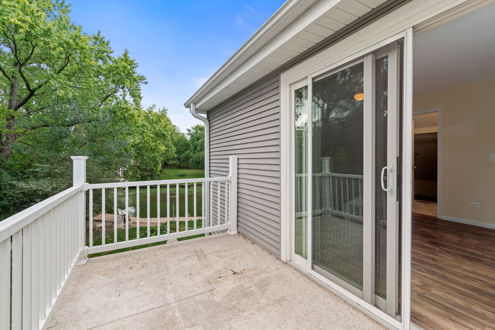 21625 W Ravine Drive, Lake Zurich, IL 60047
