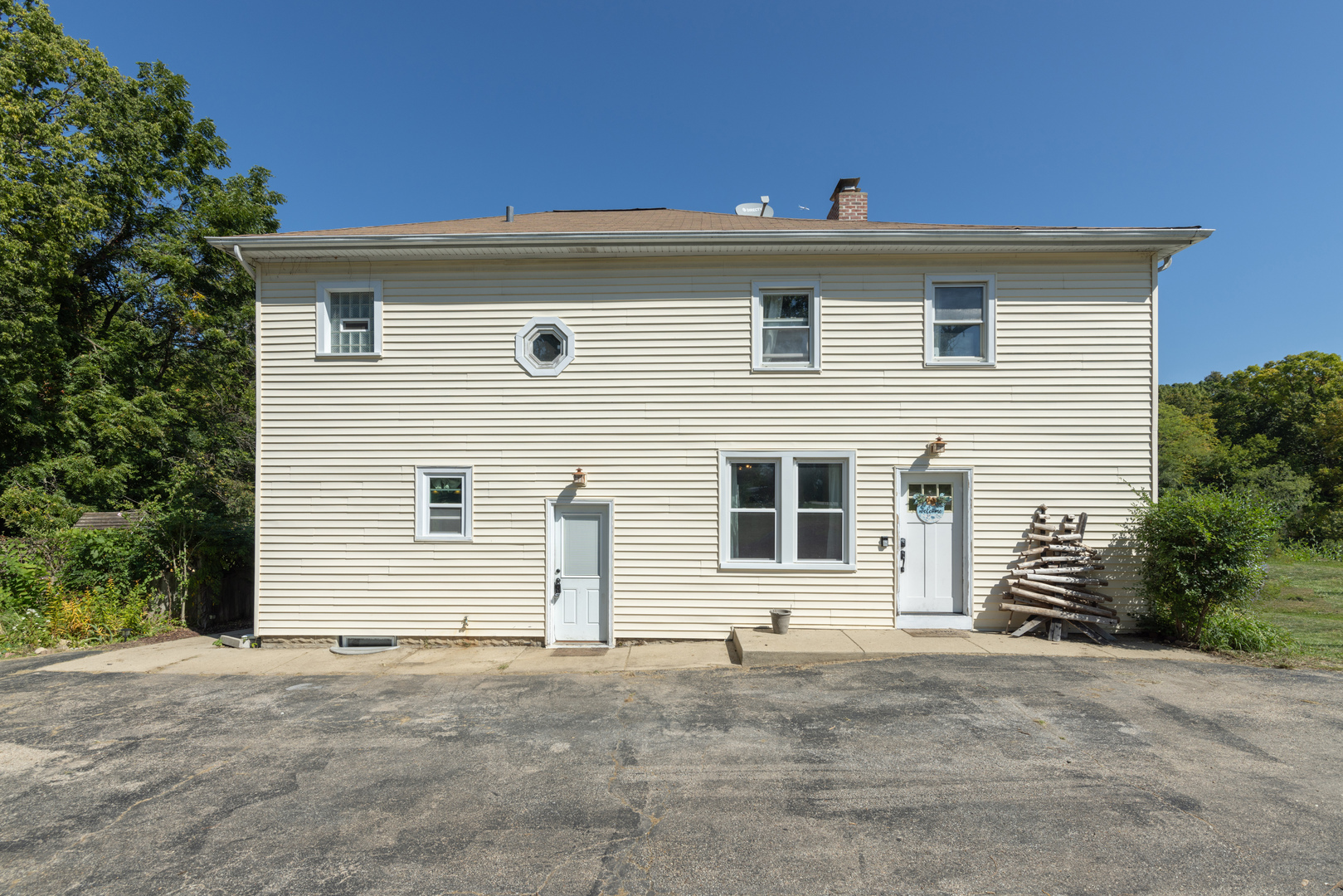 6N630 Illinois Street, St. Charles, IL 60174