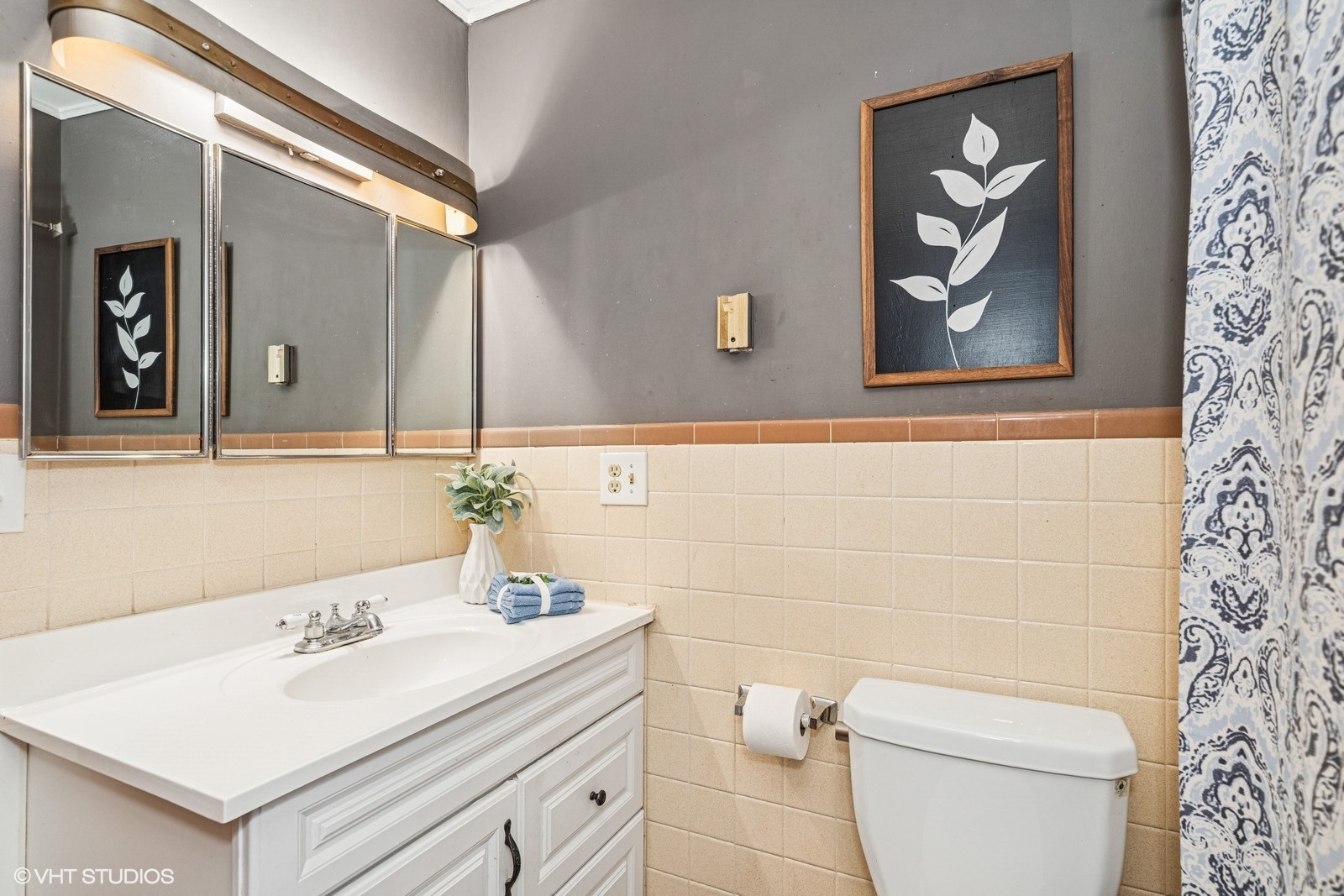 1224 N Green Street, McHenry, IL 60050