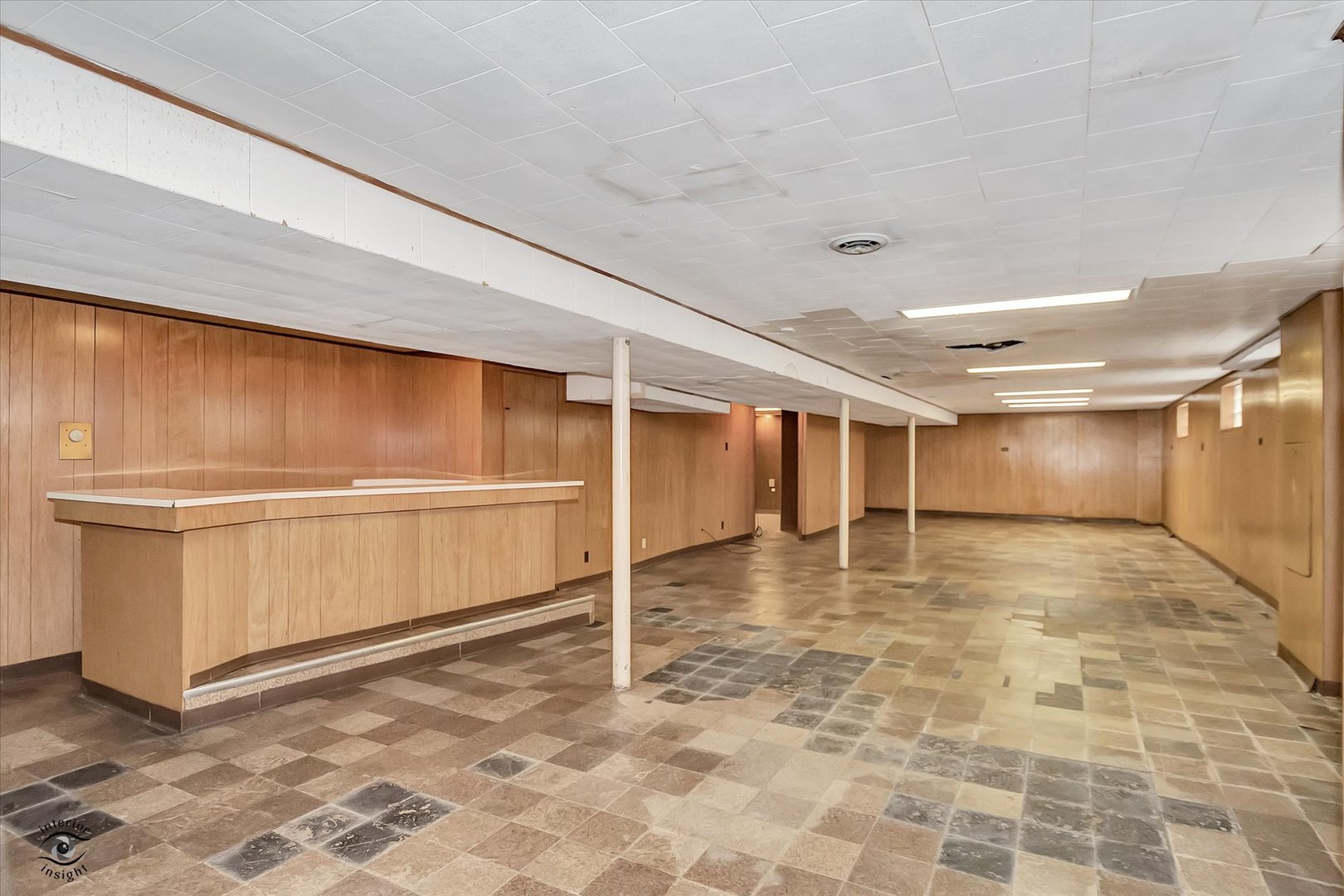 9139 S Oakley Avenue, Chicago, IL 60643