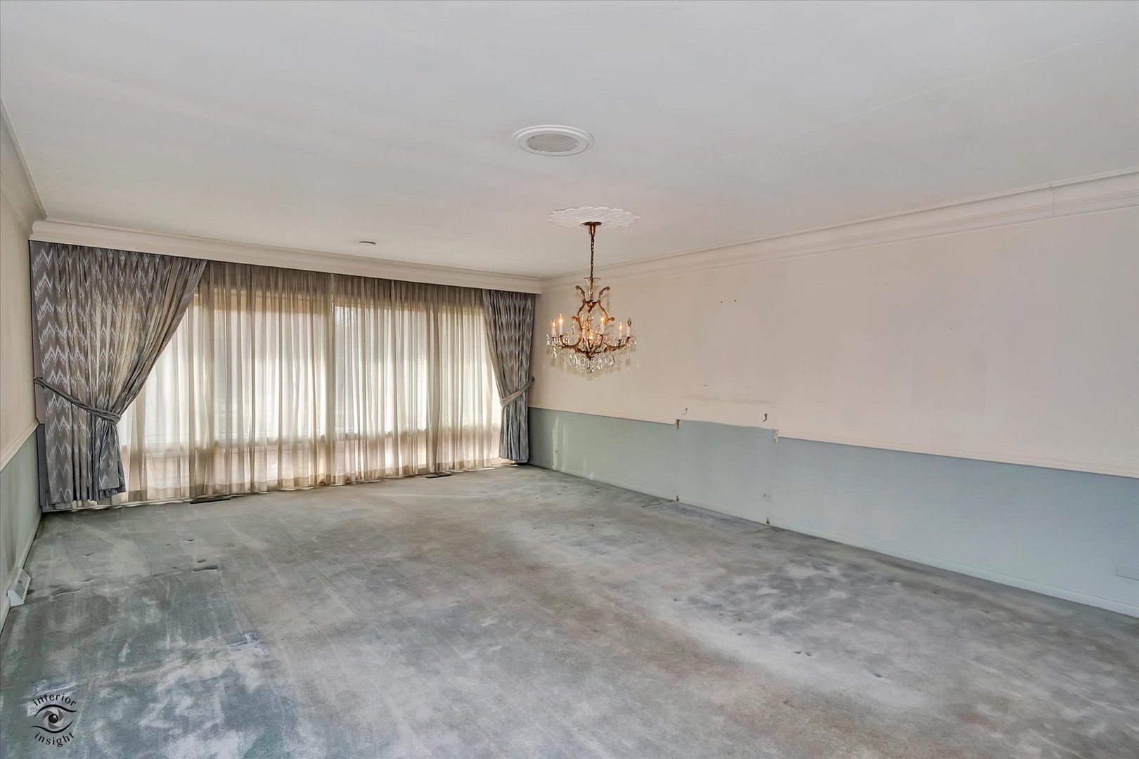 9139 S Oakley Avenue, Chicago, IL 60643