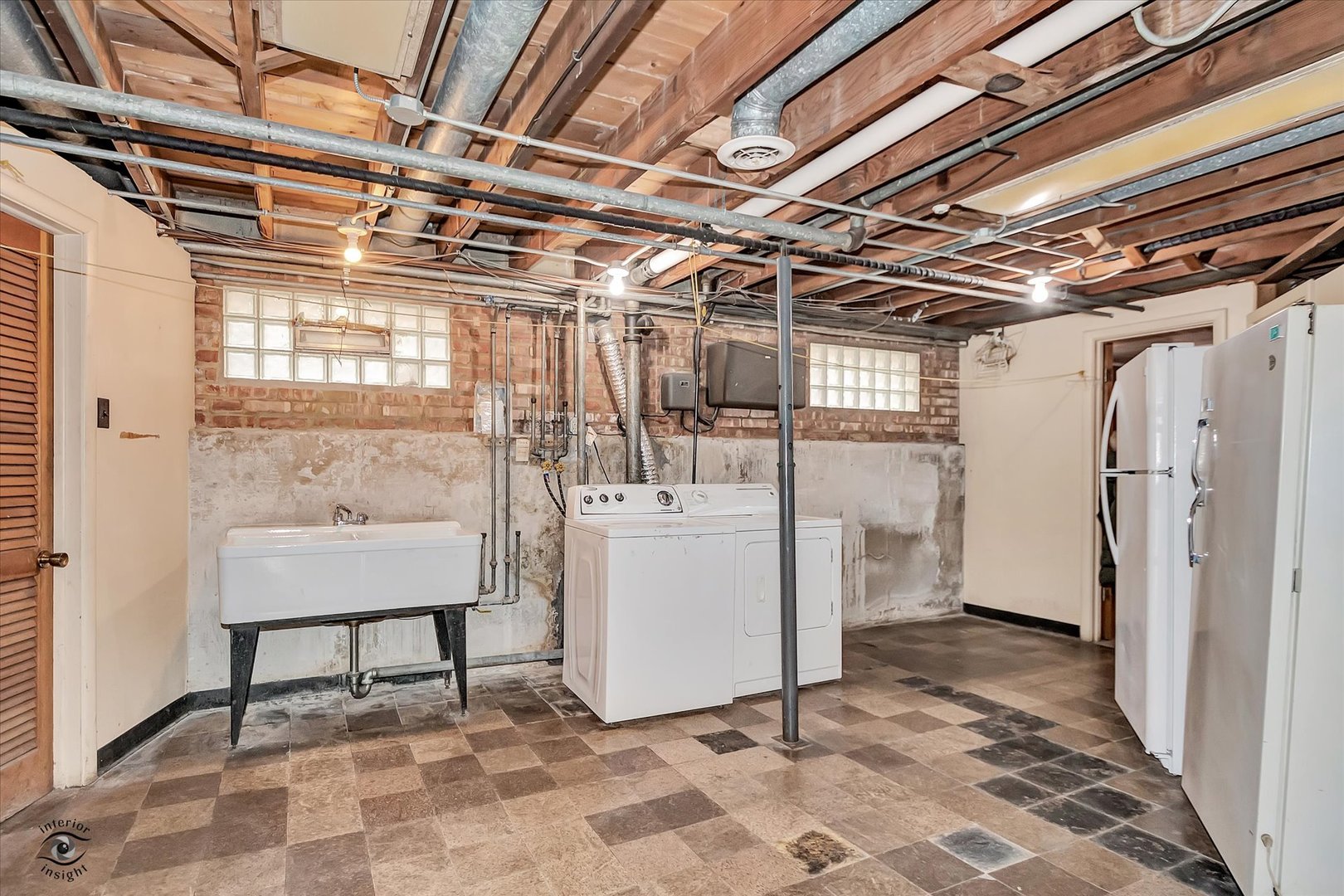 9139 S Oakley Avenue, Chicago, IL 60643