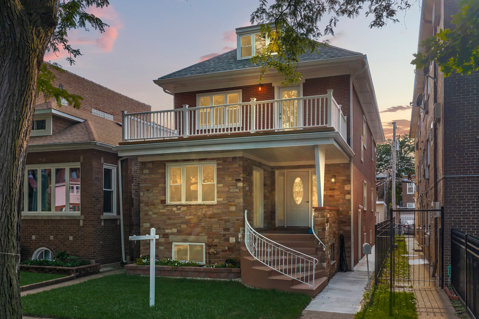 7234 N Hamilton Avenue, Chicago, IL 60645