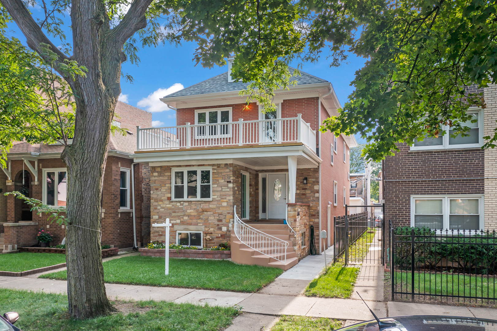 7234 N Hamilton Avenue, Chicago, IL 60645
