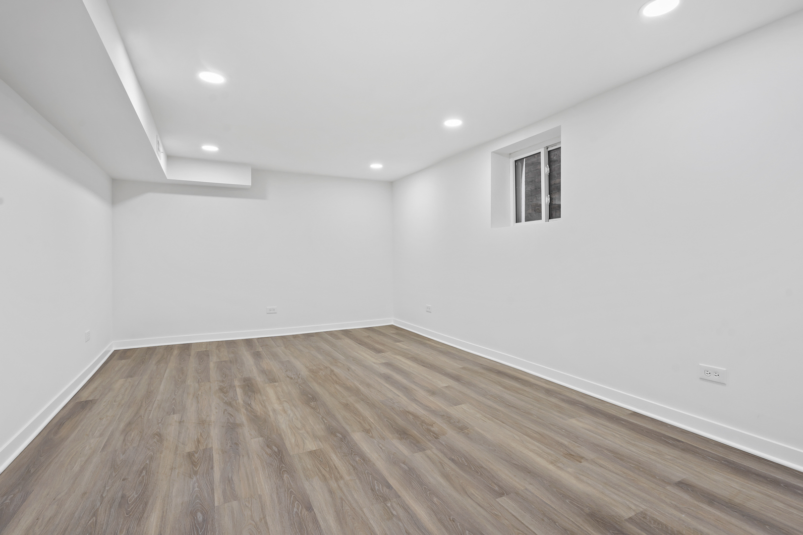 7234 N Hamilton Avenue, Chicago, IL 60645