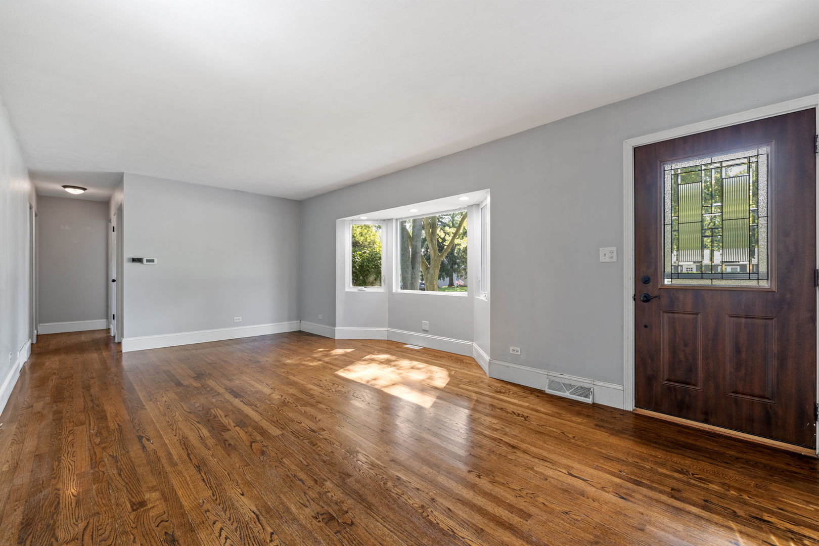 28w556 Forestview Avenue, Warrenville, IL 60555