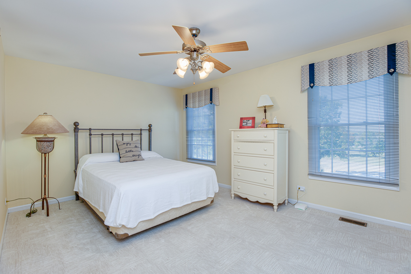 313 Collin Circle, Bloomingdale, IL 60108