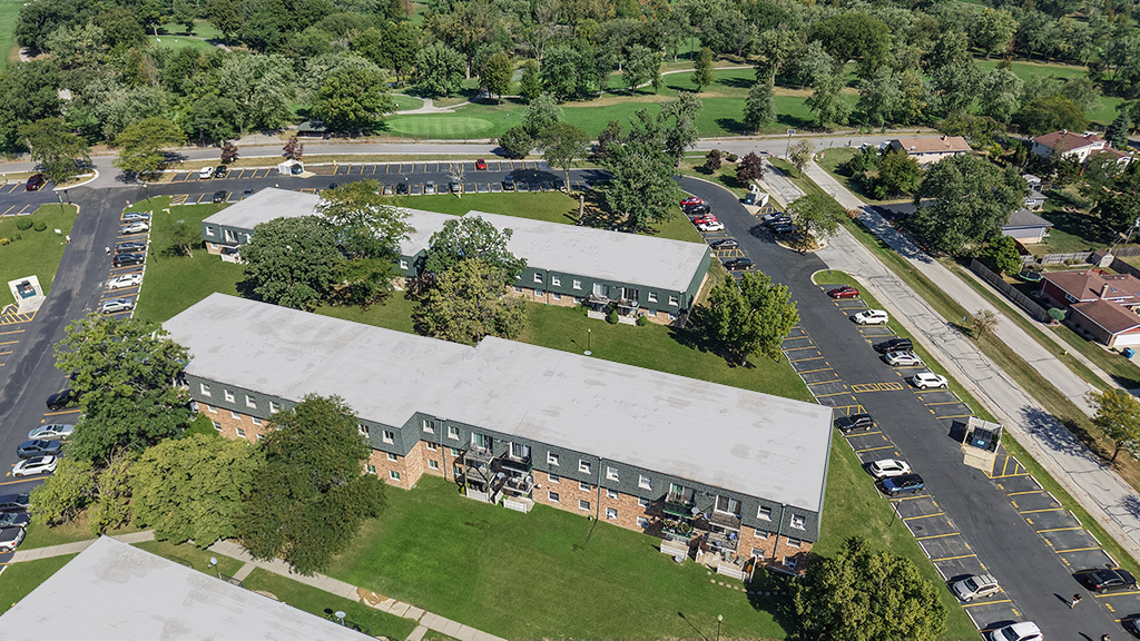 9954 S 84th Terrace #109, Palos Hills, IL 60465