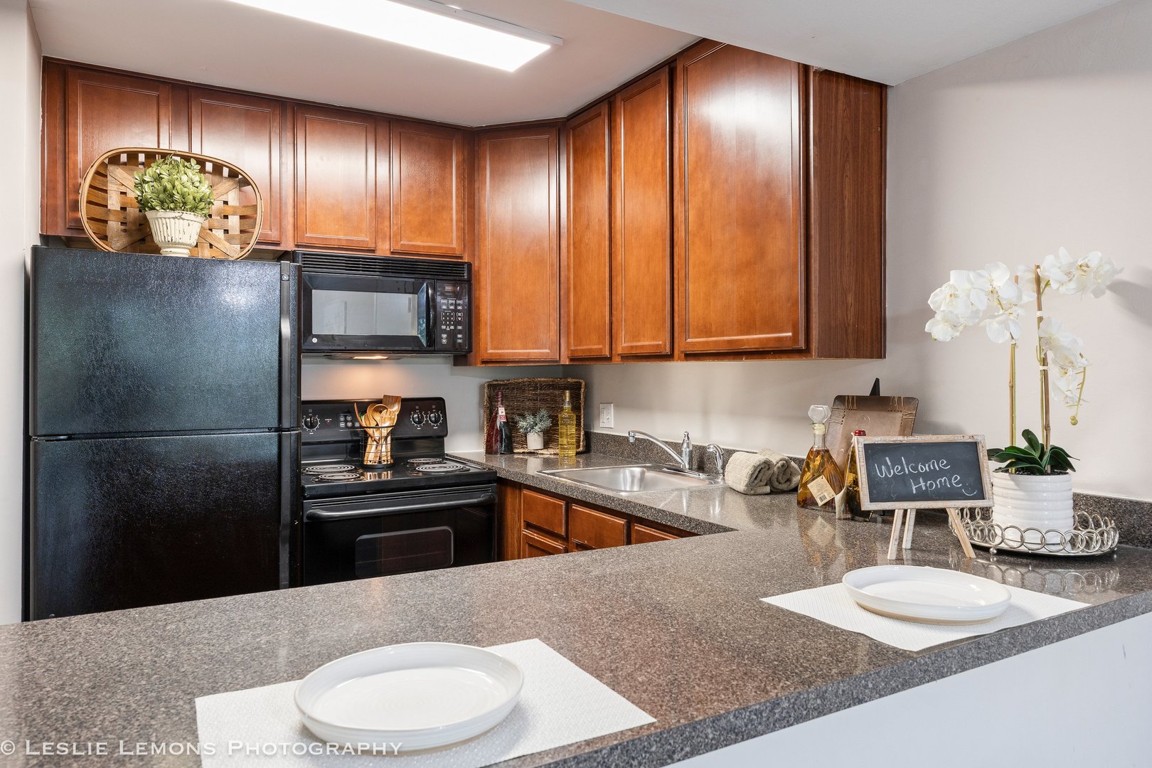 5811 Oakwood Drive #D, Lisle, IL 60532