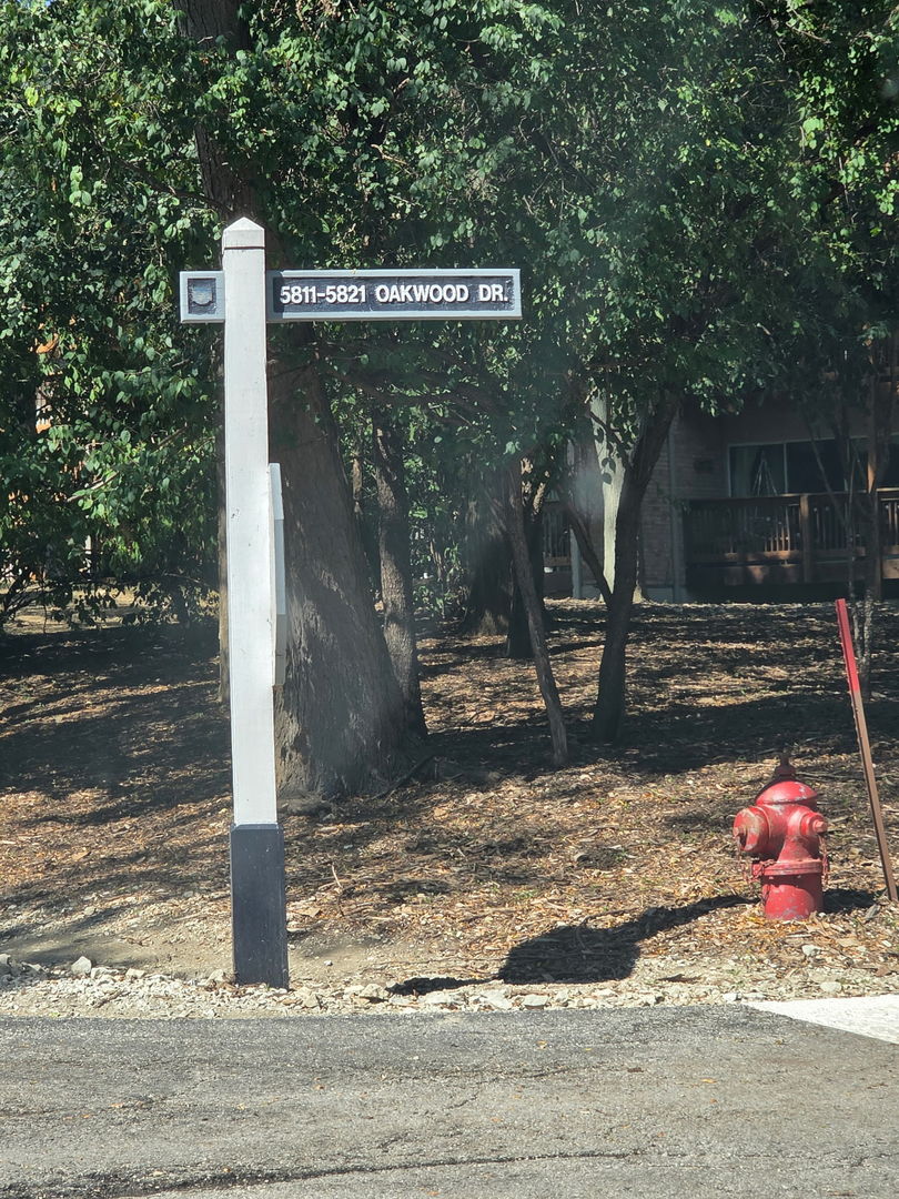 5811 Oakwood Drive #D, Lisle, IL 60532