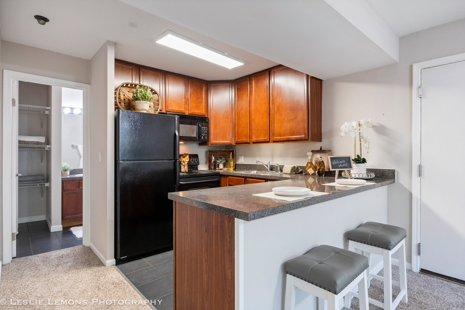 5811 Oakwood Drive #D, Lisle, IL 60532