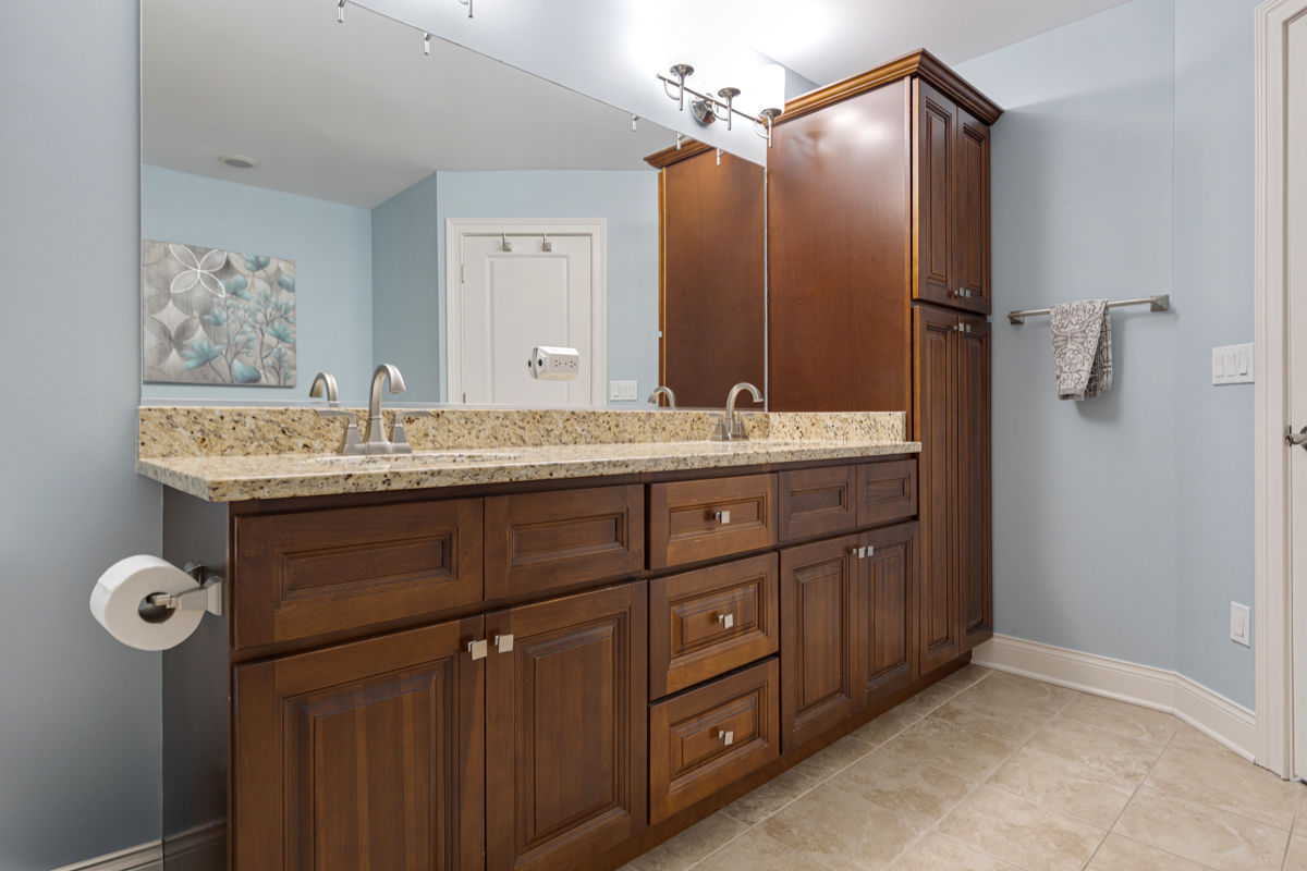 8839 Indiana Harbor Drive, Frankfort, IL 60423