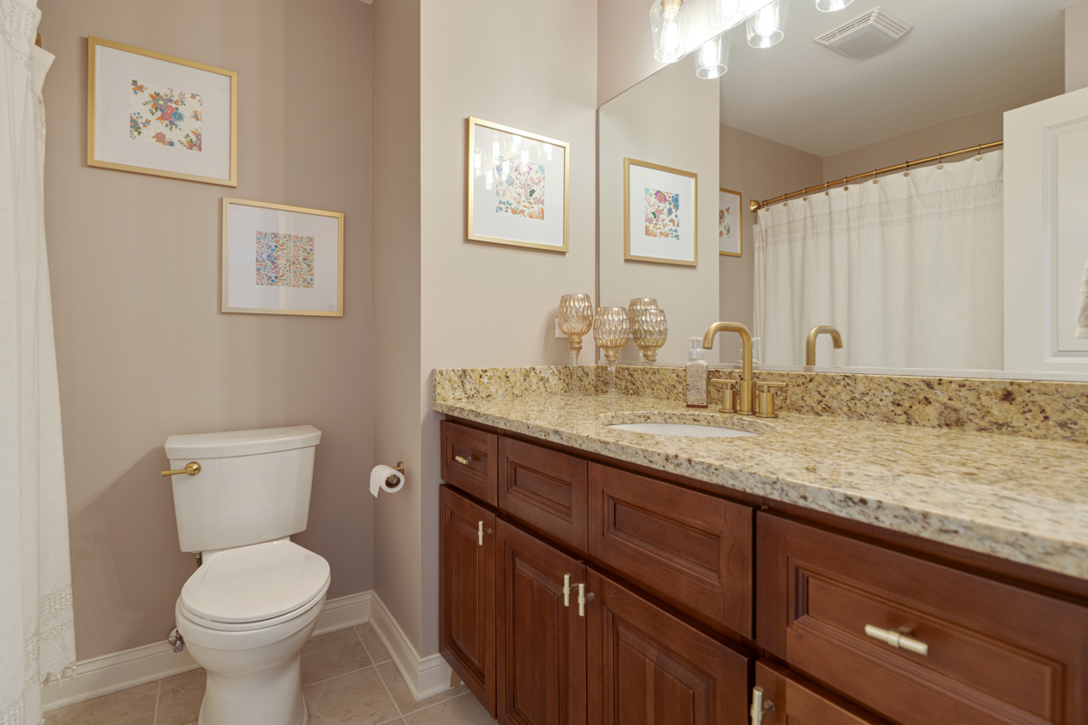 8839 Indiana Harbor Drive, Frankfort, IL 60423