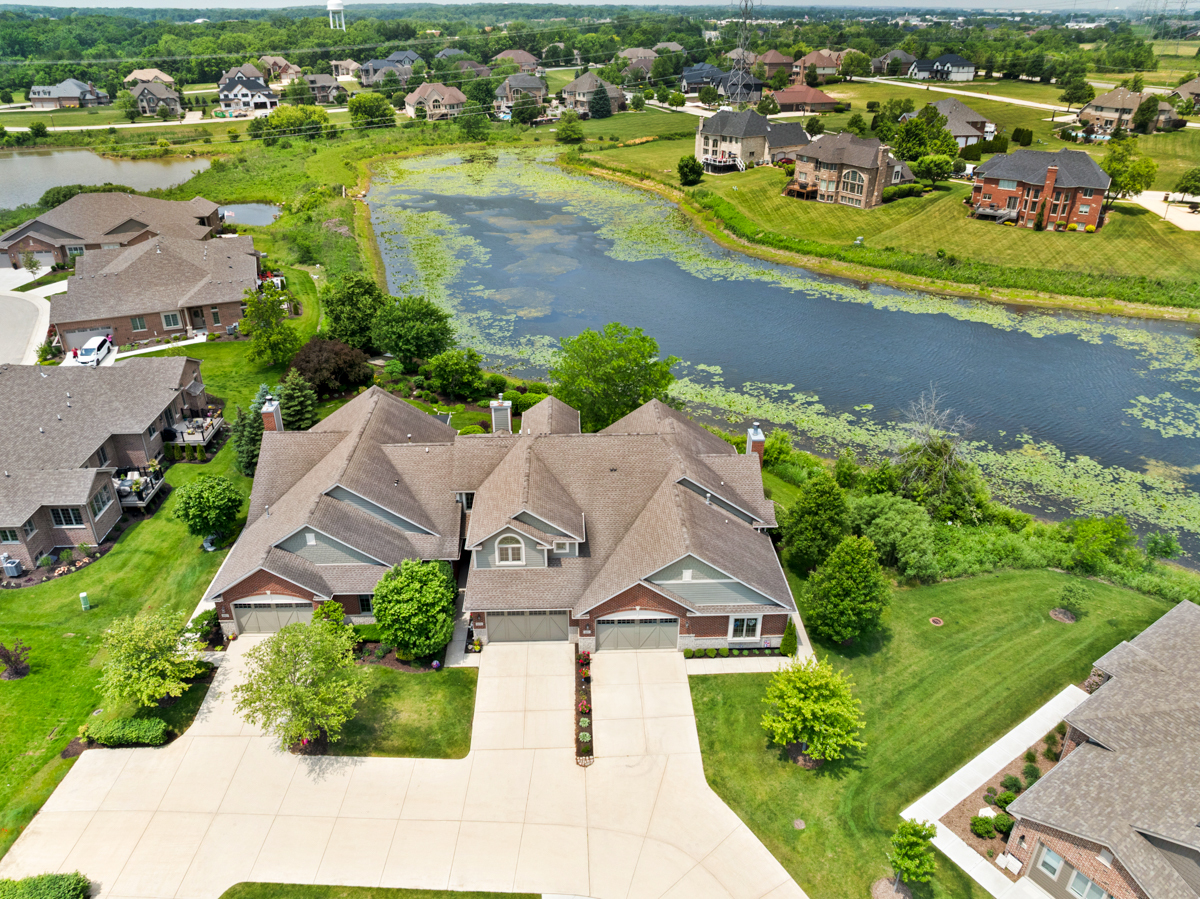 8839 Indiana Harbor Drive, Frankfort, IL 60423