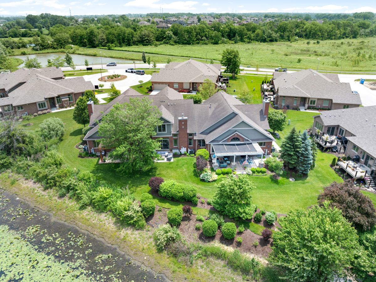 8839 Indiana Harbor Drive, Frankfort, IL 60423