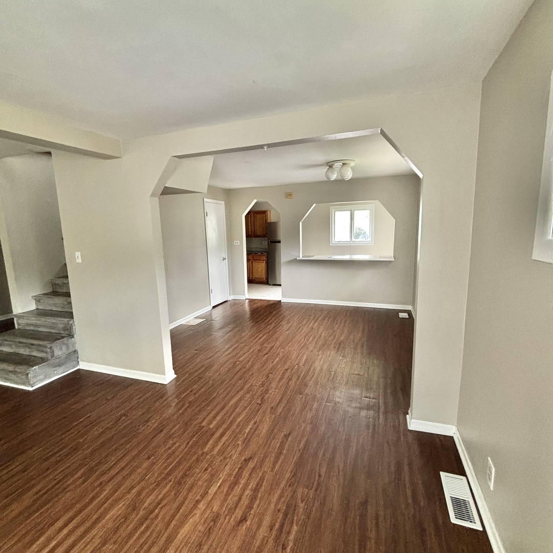 304 Powell Avenue, Waukegan, IL 60085