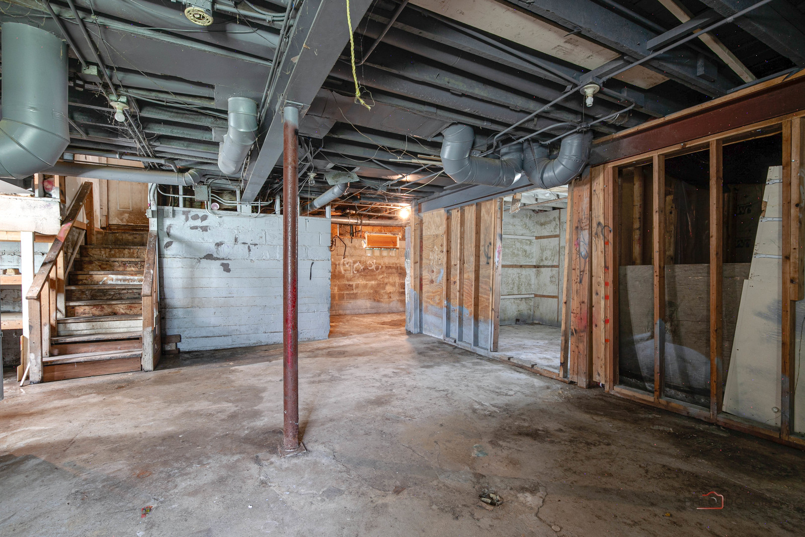 304 Powell Avenue, Waukegan, IL 60085