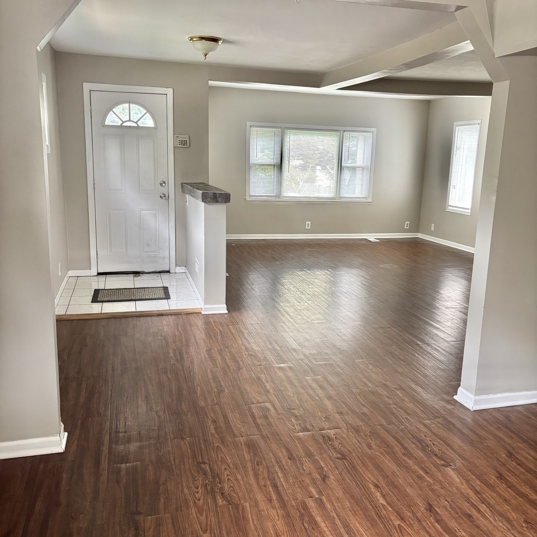 304 Powell Avenue, Waukegan, IL 60085