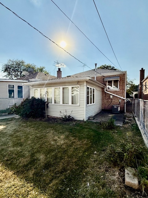 5121 S Laramie Avenue, Chicago, IL 60638