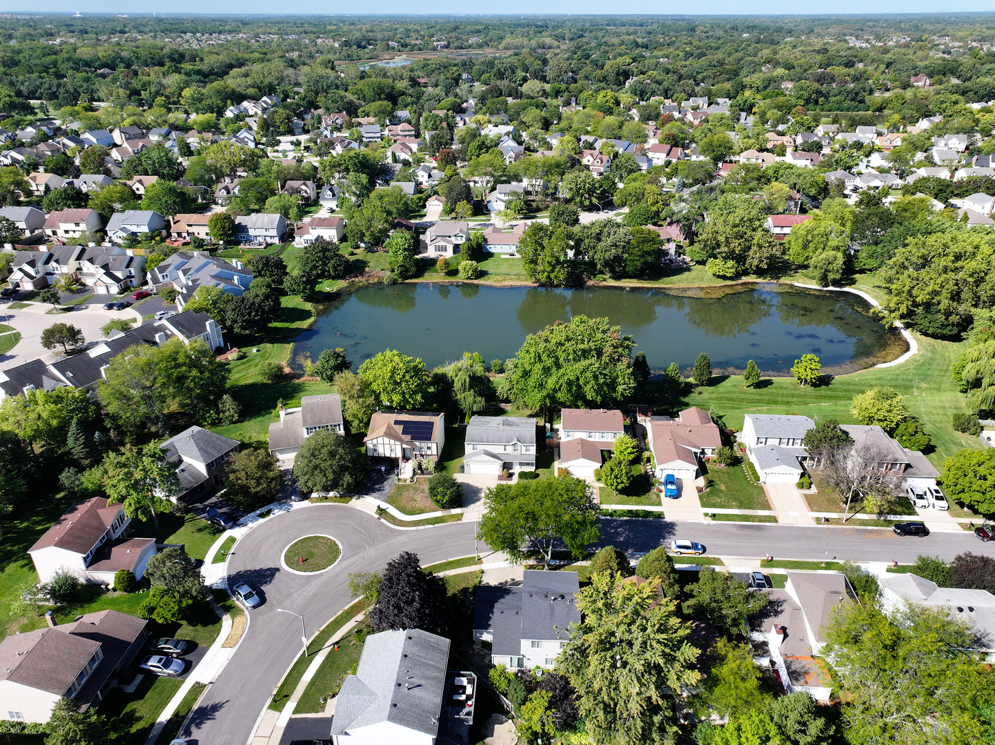 4950 Rochester Drive, Hoffman Estates, IL 60010