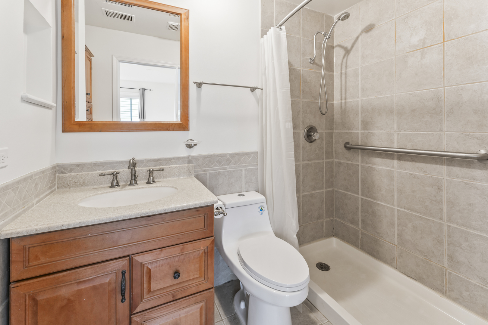 4950 Rochester Drive, Hoffman Estates, IL 60010