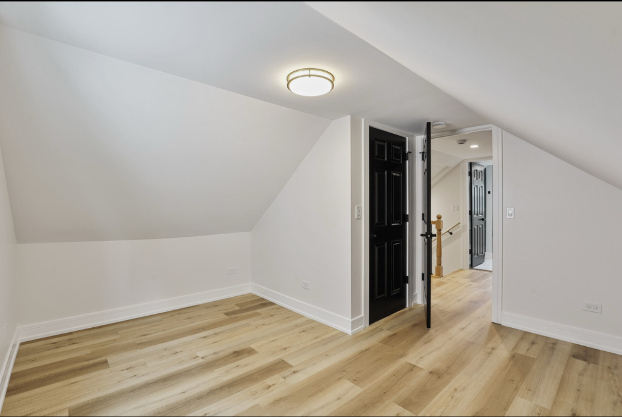 9705 Oak Park Avenue, Oak Lawn, IL 60453