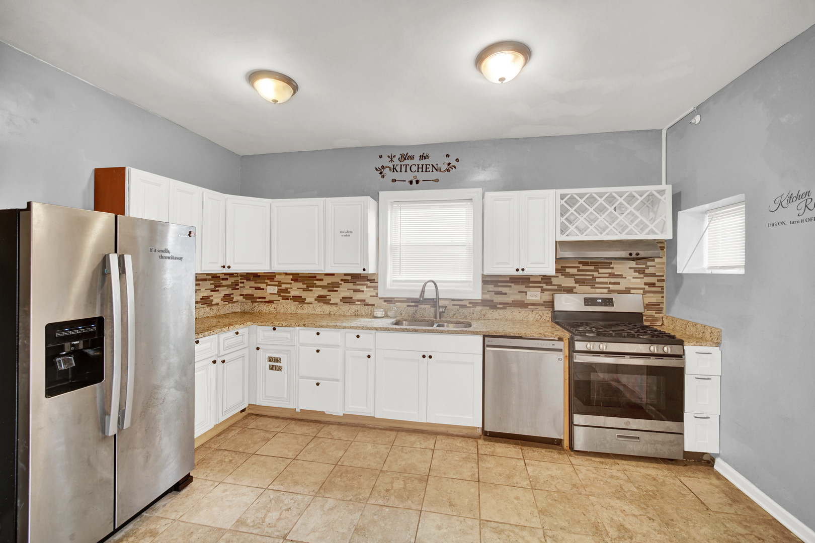 1 E 114TH Street, Chicago, IL 60628