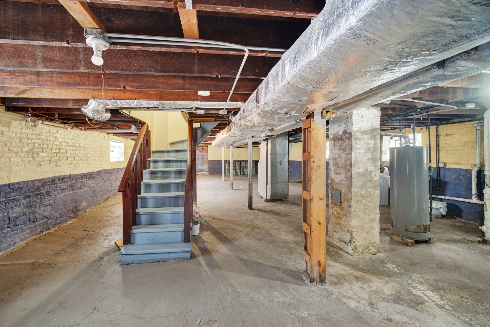 1 E 114TH Street, Chicago, IL 60628