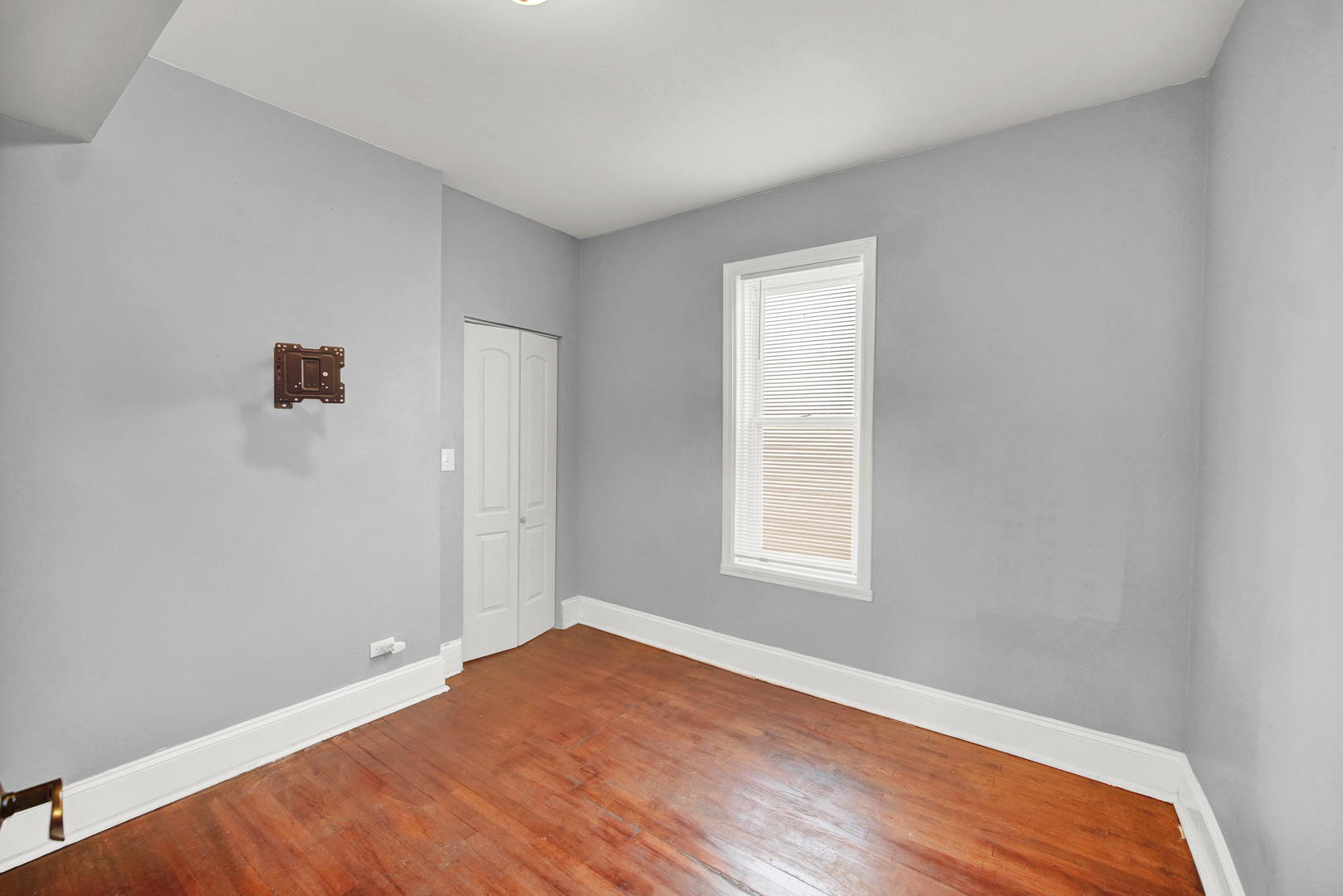 1 E 114TH Street, Chicago, IL 60628