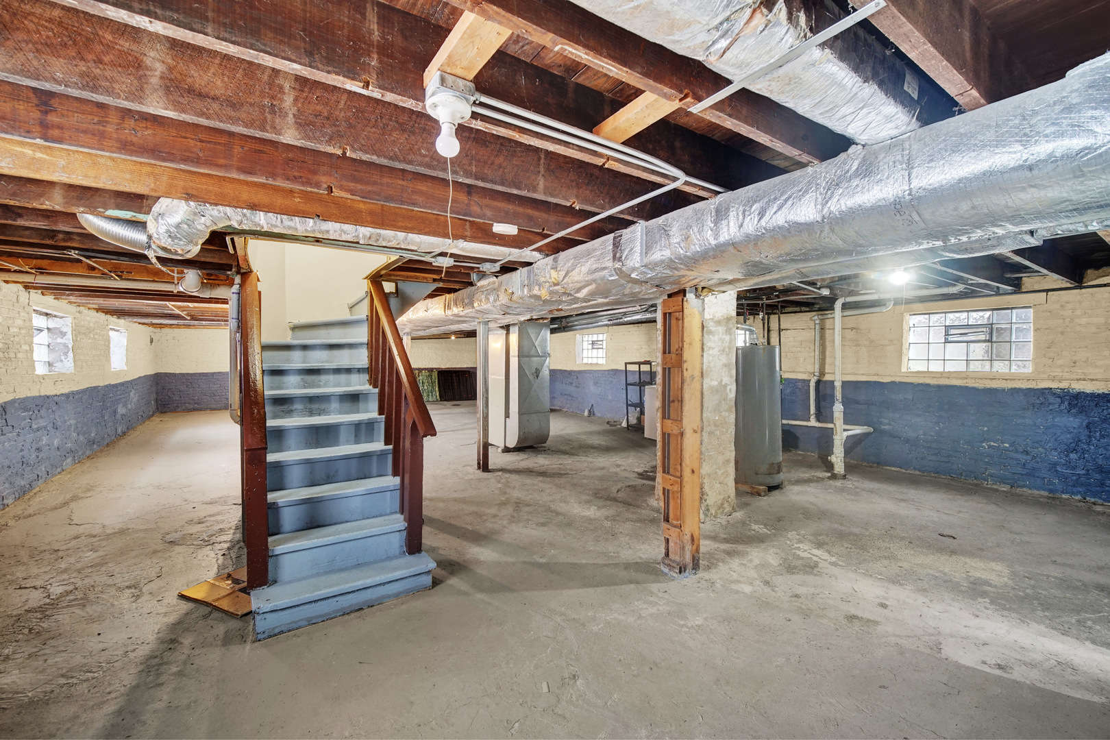 1 E 114TH Street, Chicago, IL 60628