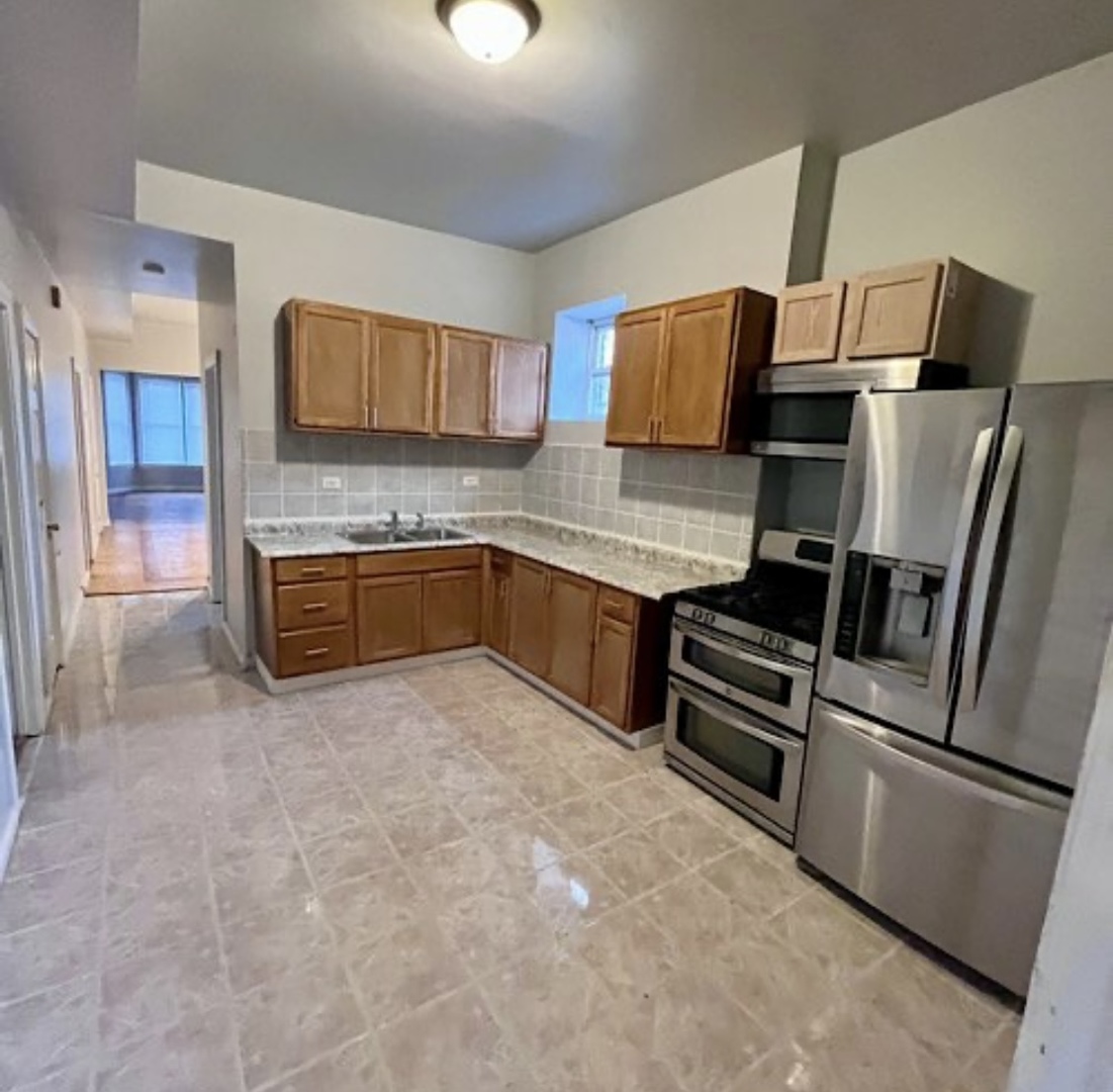 4039 W Wilcox Street #2, Chicago, IL 60624