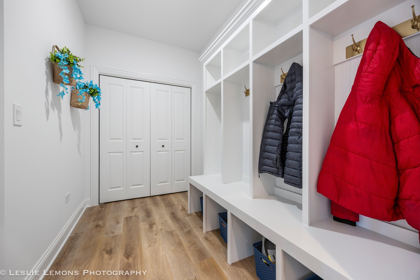 315 White Pines Lane, Oswego, IL 60543