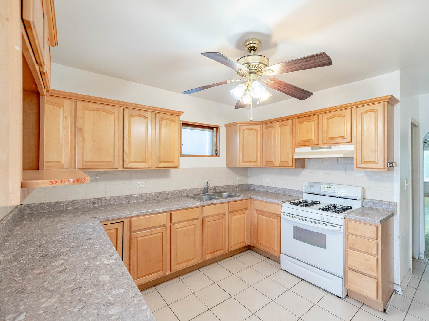 2435 N Monticello Avenue, Chicago, IL 60647