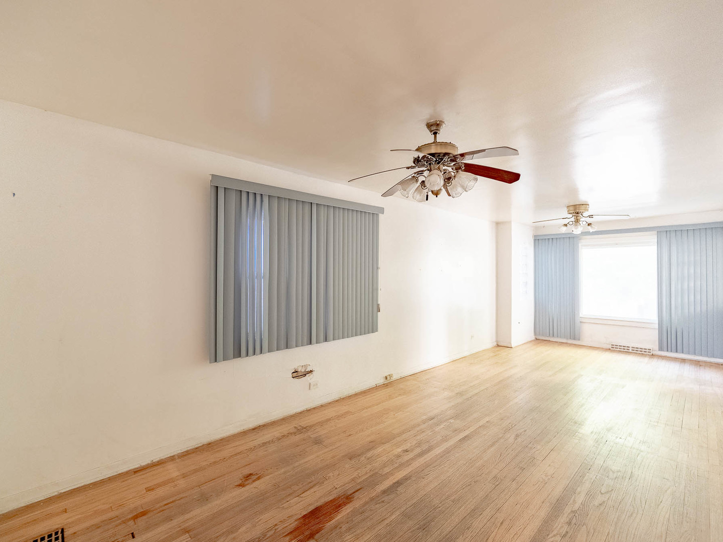 2435 N Monticello Avenue, Chicago, IL 60647