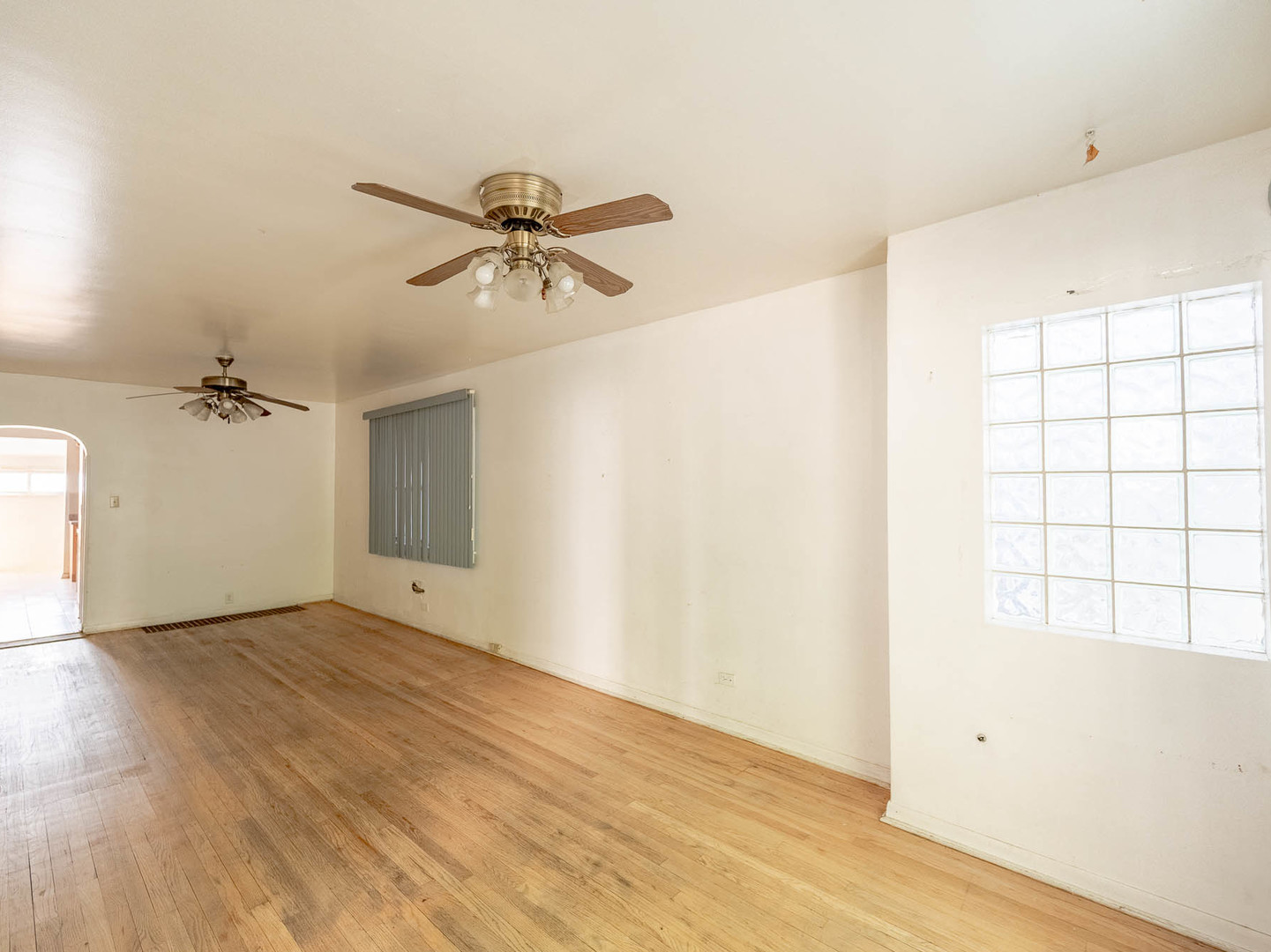 2435 N Monticello Avenue, Chicago, IL 60647