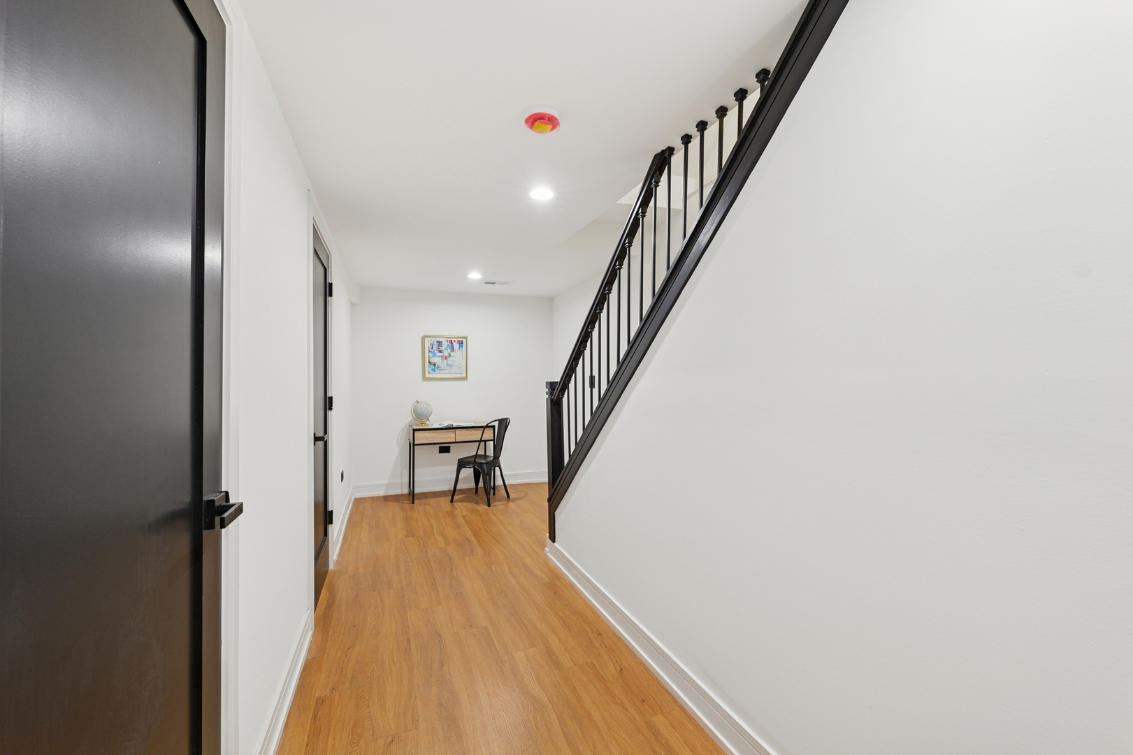 6430 S Eberhart Avenue, Chicago, IL 60637