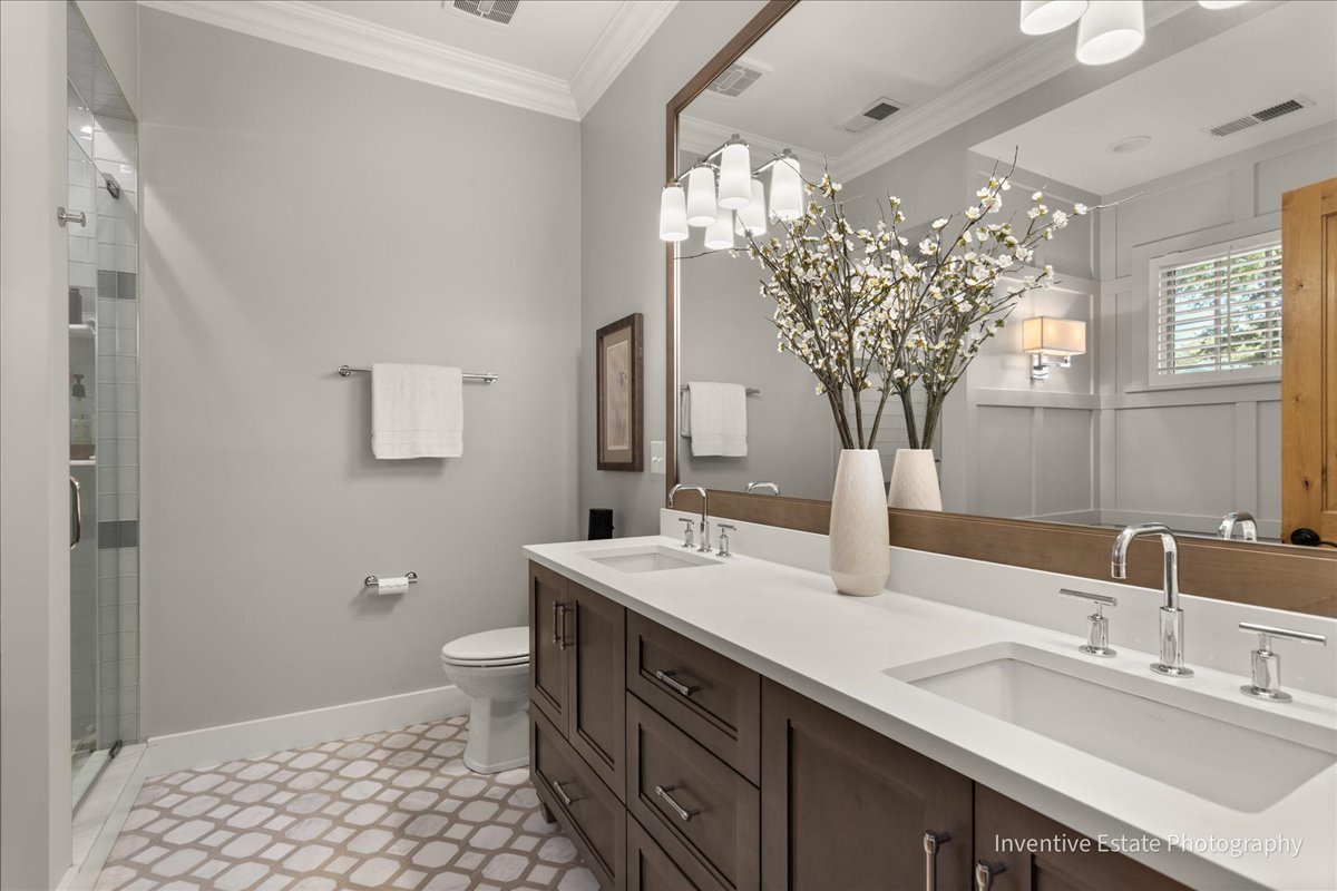 626 S BODIN Street, Hinsdale, IL 60521