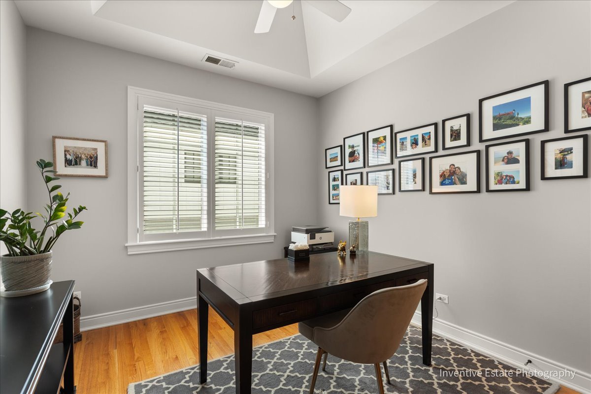 626 S BODIN Street, Hinsdale, IL 60521