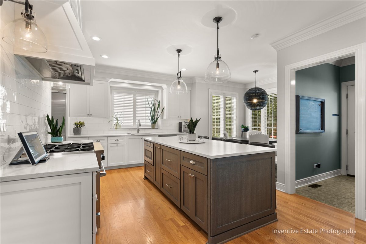 626 S BODIN Street, Hinsdale, IL 60521