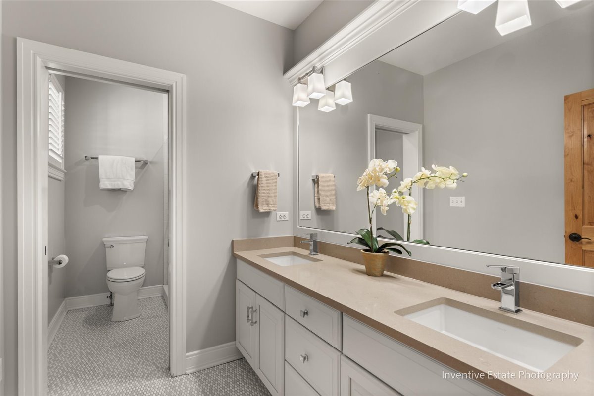 626 S BODIN Street, Hinsdale, IL 60521