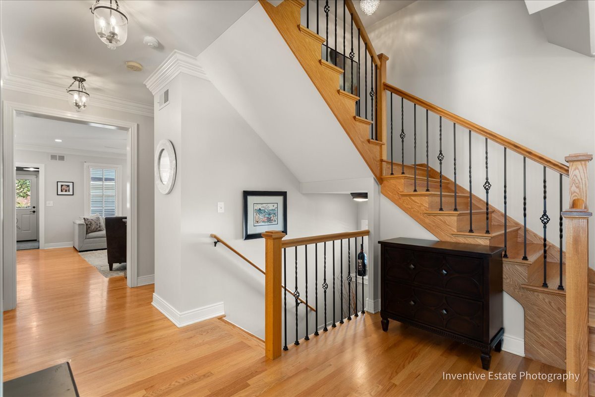 626 S BODIN Street, Hinsdale, IL 60521